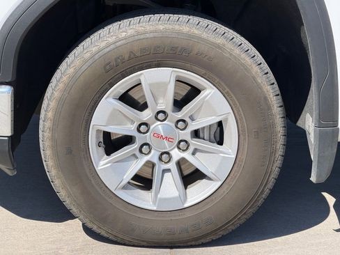 Used 2023 GMC Sierra 1500 Pro w/ Pro Value Package AWD/4WD image 8