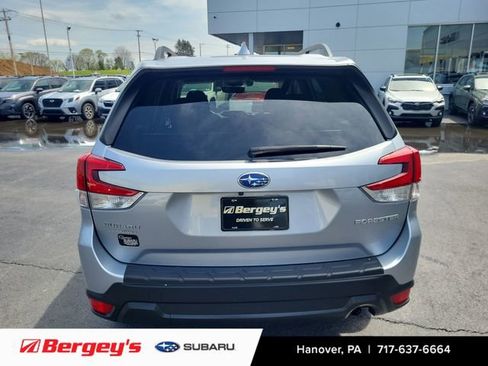 Used 2020 Subaru Forester Premium image 4