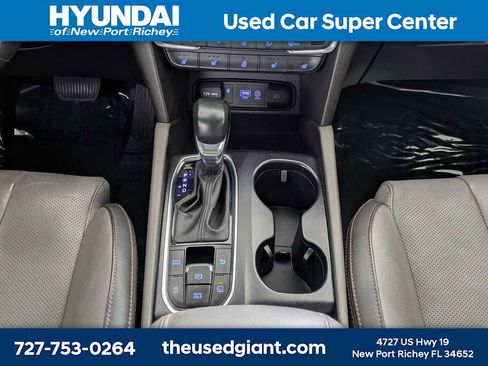 Used 2020 Hyundai Santa Fe Limited FWD image 23
