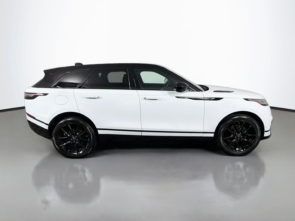 Certified 2026 Land Rover Range Rover Velar Dynamic SE AWD/4WD image 4