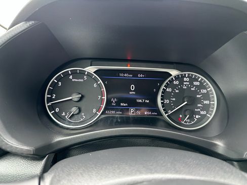 Used 2024 Nissan Sentra SV image 16