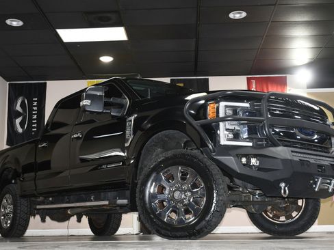 Used 2019 Ford F250 Lariat w/ Lariat Ultimate Package image 83