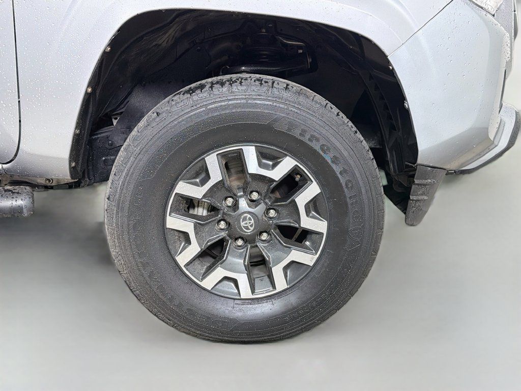 Used 2021 Toyota Tacoma SR RWD image 26