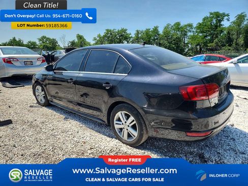Used 2013 Volkswagen Jetta SEL FWD image 3