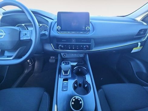 New 2025 Nissan Rogue S image 11