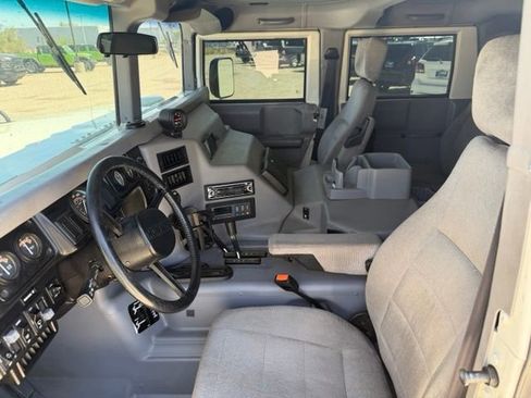 Used 1995 HUMMER H1 4-Door Wagon AWD/4WD image 5