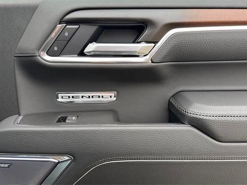 New 2026 GMC Sierra 1500 Denali w/ Denali Reserve Package image 19