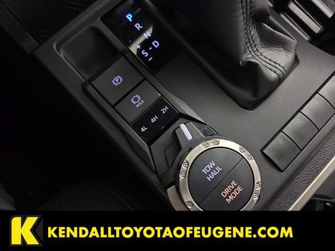 Used 2025 Toyota 4Runner SR5 image 15