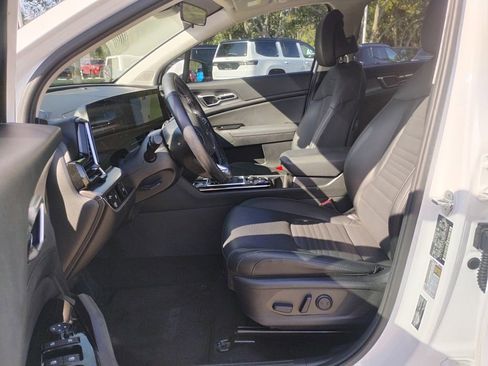 Used 2023 Kia Sportage SX FWD image 3