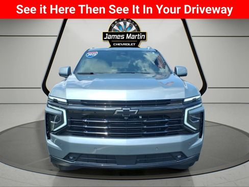 Certified 2025 Chevrolet Suburban RST w/ Comfort Package AWD/4WD image 2