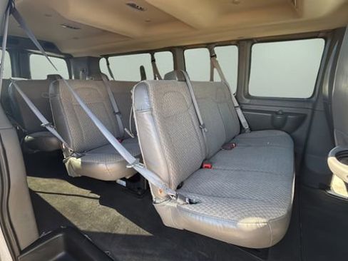 Used 2024 Chevrolet Express 3500 LT w/ LT Preferred Equipment Group RWD image 39