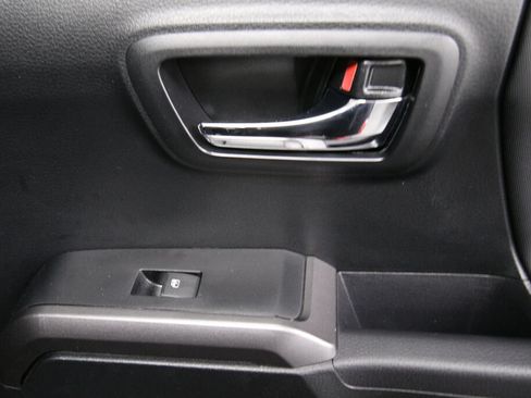 Certified 2023 Toyota Tacoma TRD Sport AWD/4WD image 24