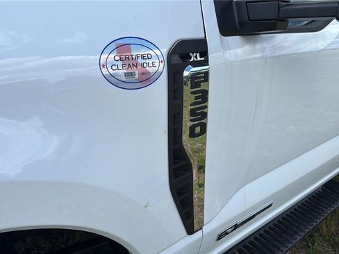 New 2026 Ford F350 XL w/ XL Chrome Package AWD/4WD image 20