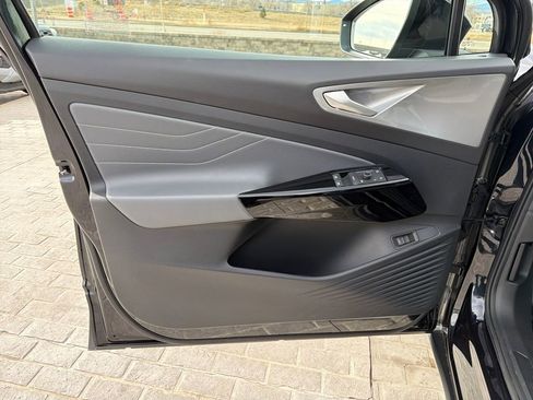 Certified 2023 Volkswagen ID.4 Pro S image 12