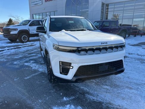 New 2026 Jeep Grand Wagoneer image 8