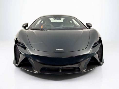 Used 2023 McLaren Artura RWD image 6