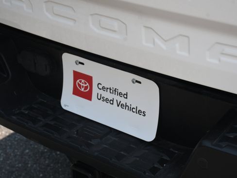 Certified 2021 Toyota Tacoma TRD Sport w/ Technology Package RWD image 17