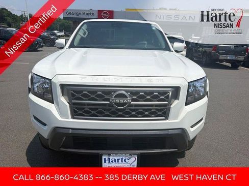 Certified 2024 Nissan Frontier SV w/ Tow Package AWD/4WD image 1