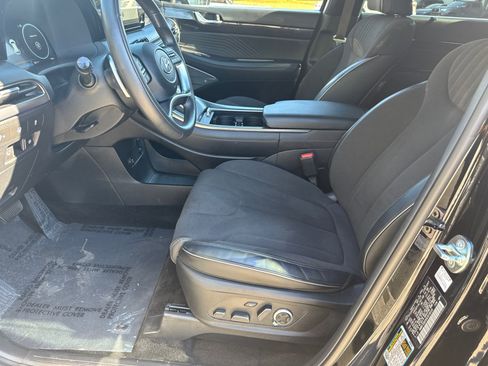 Used 2025 Hyundai Palisade Calligraphy image 9