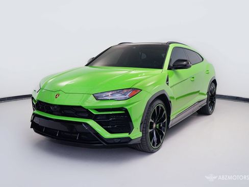 Used 2022 Lamborghini Urus AWD/4WD image 2