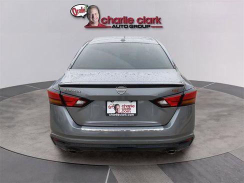 Certified 2023 Nissan Altima 2.5 SR image 5