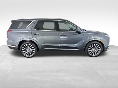 Used 2025 Hyundai Palisade Calligraphy image 6