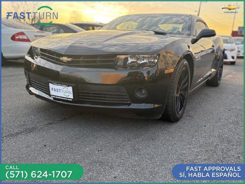 Used 2015 Chevrolet Camaro LT w/ 1LT Preferred Package image 3