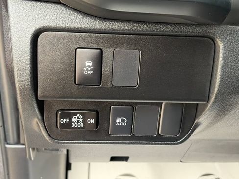 Used 2023 Toyota Tacoma SR AWD/4WD image 19