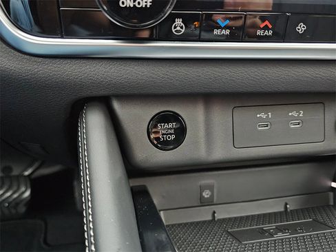 New 2026 Nissan Rogue Platinum image 23