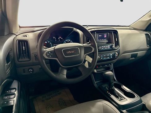 Used 2017 GMC Canyon 2WD Crew Cab w/ Convenience Package image 21