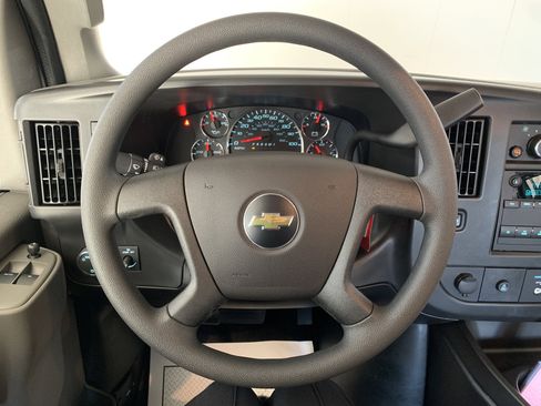 New 2025 Chevrolet Express 2500 image 17