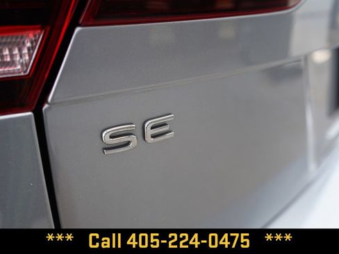 Used 2024 Volkswagen Tiguan SE FWD image 6