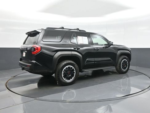 Certified 2026 Toyota 4Runner TRD Off-Road Premium AWD/4WD image 7