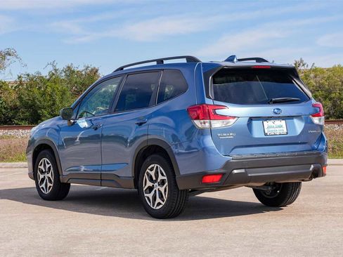 Used 2021 Subaru Forester Premium w/ Popular Package #1 image 4