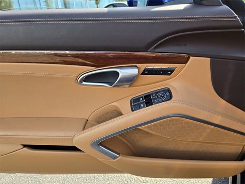 Used 2024 Porsche 718 Boxster S image 26