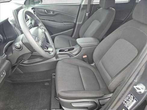 Used 2022 Hyundai Kona SEL image 15