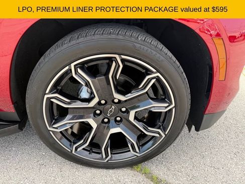 Used 2026 Chevrolet Tahoe RST w/ RST Capability Package AWD/4WD image 7