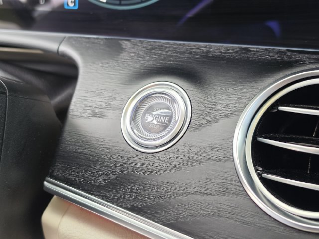 Used 2021 Mercedes-Benz E 350 Sedan image 34