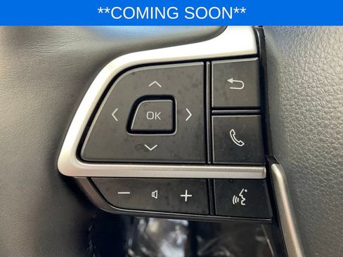 Used 2023 Toyota Highlander Platinum AWD/4WD image 11