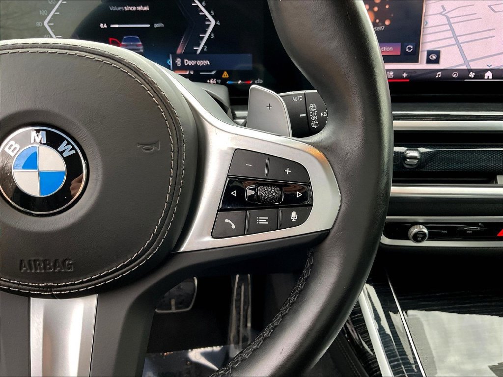 Used 2024 BMW X7 xDrive40i w/ M Sport Package AWD/4WD image 12