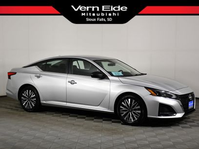 Used 2024 Nissan Altima 2.5 SV