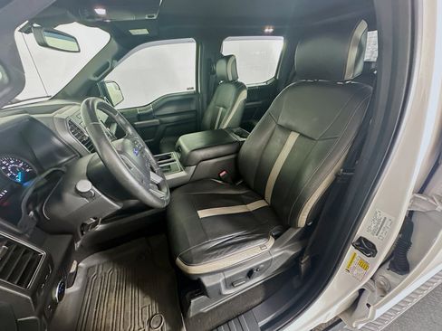 Used 2019 Ford F150 XLT w/ Equipment Group 302A Luxury AWD/4WD image 13