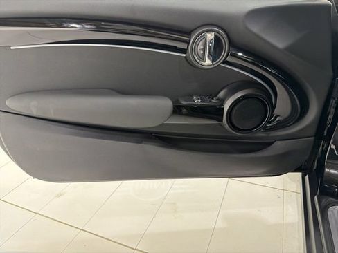 Used 2024 MINI Cooper S FWD image 10