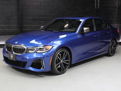 Used 2020 BMW M340i w/ Parking Assistance Package image 5