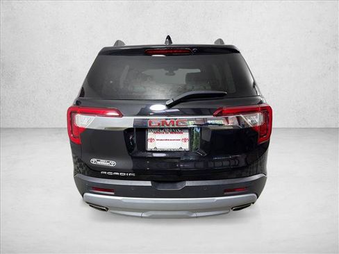 Used 2022 GMC Acadia SLT w/ Technology Package FWD image 6