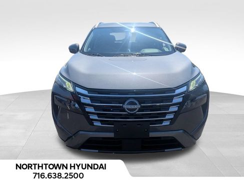 Used 2026 Nissan Rogue SL AWD/4WD image 5
