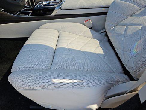 New 2025 BMW i7 eDrive50 image 29