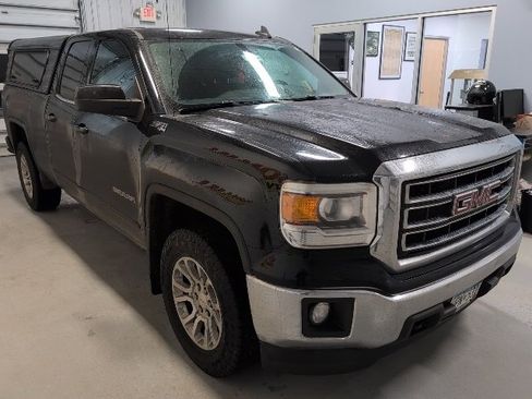 Used 2015 GMC Sierra 1500 SLE w/ SLE Value Package image 5