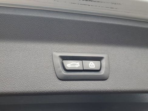 Used 2019 BMW X3 xDrive30i w/ Convenience Package image 12