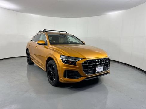 Used 2019 Audi Q8 Prestige w/ Towing Package AWD/4WD image 3